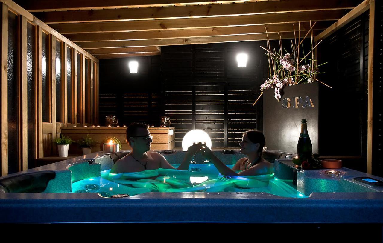 Les Bethunoises Spa & Grand-Place Bethune Exterior photo